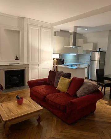 Le Tete D'or Apartment *